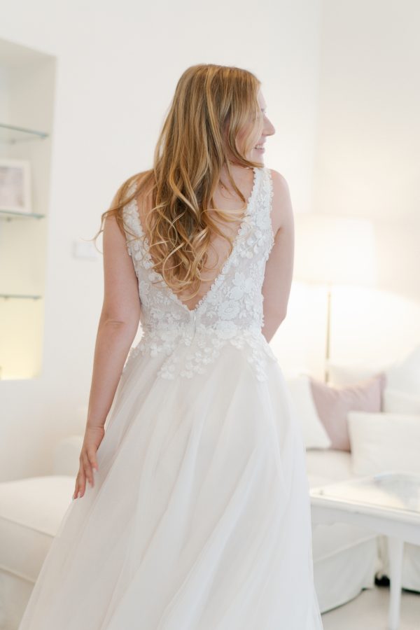 brautkleid-sonja-ruecken-600x900