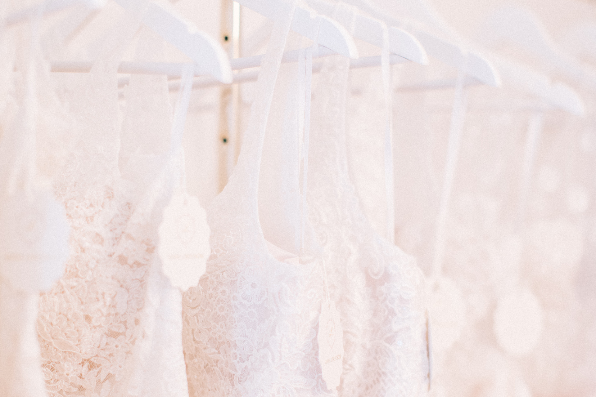 sanna-lindstroem-brautkleider-outlet-direktmitnahme