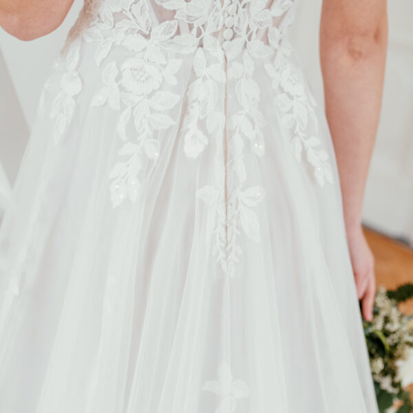 sanna-by-sanna-lindström-brautkleid-jasmine-rückenansicht-details-2