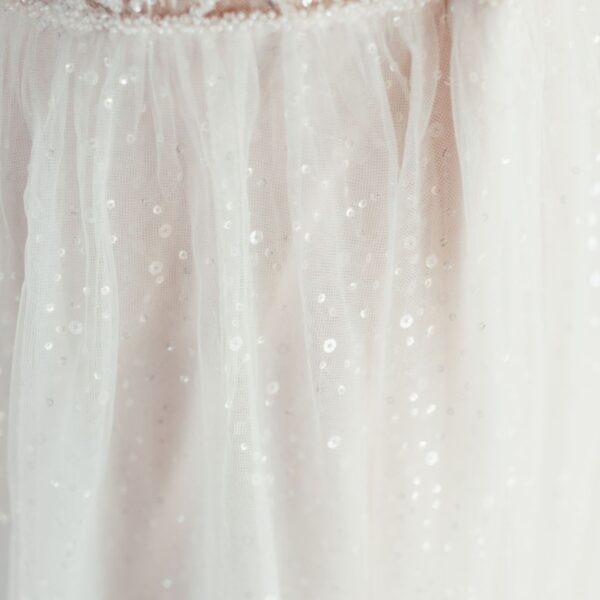 sanna-by-sanna-lindstroem-brautkleid-kim-glitzer