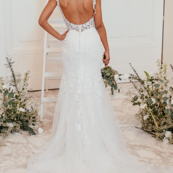 sanna-by-sanna-lindström-brautkleid-lacey-rückenansicht