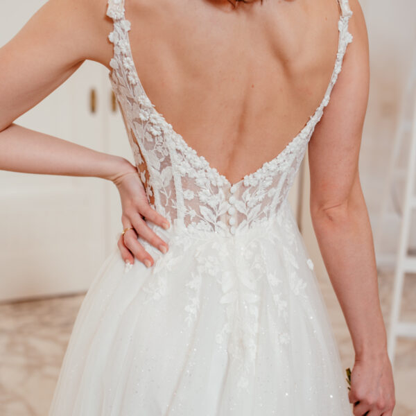 sanna-by-sanna-lindström-brautkleid-miley-rückenansicht-details-3