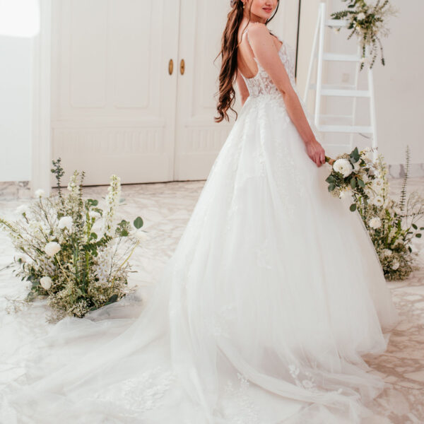 sanna-by-sanna-lindström-brautkleid-terri-seitenansicht-rücken