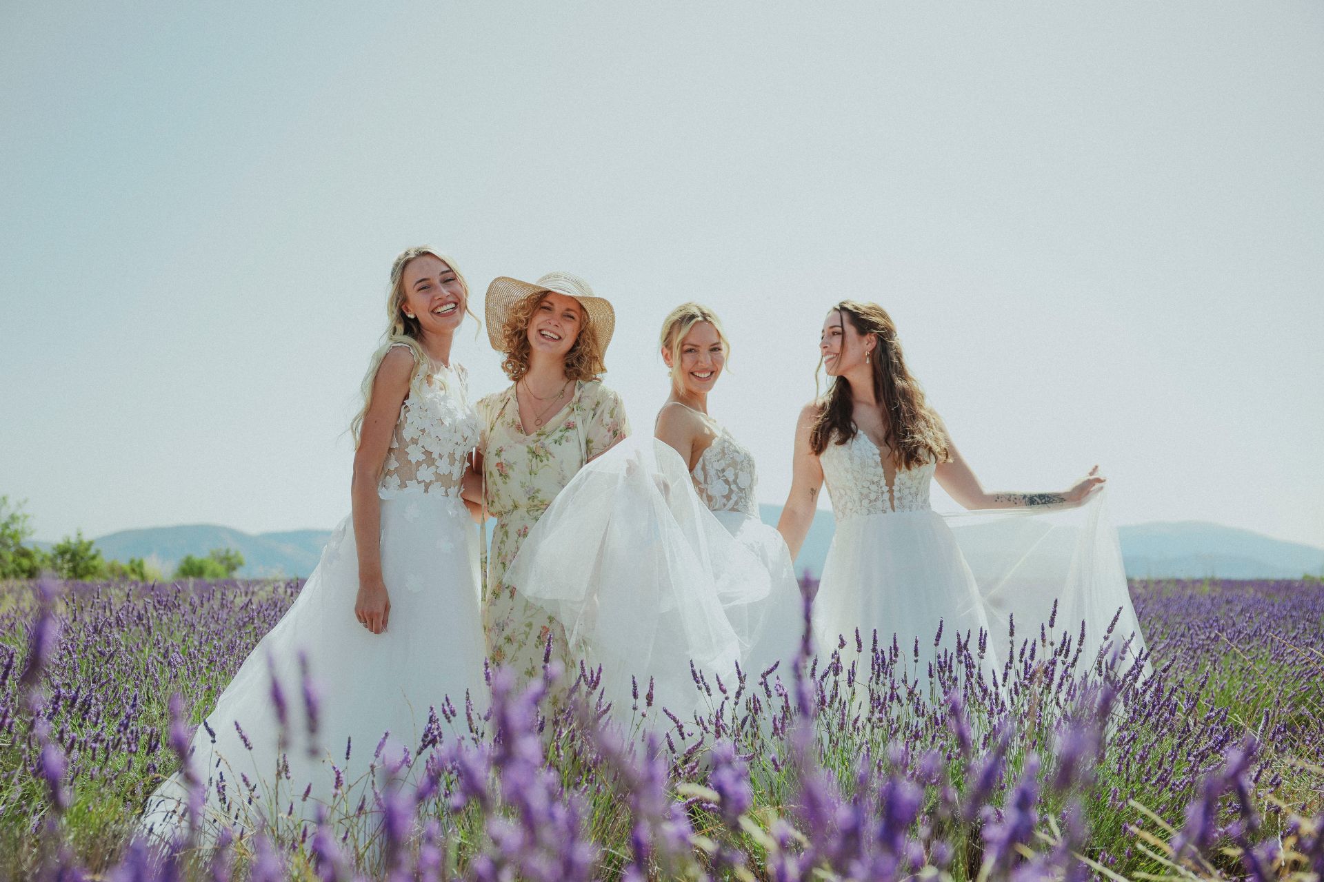 sanna-lindström-brautkleid-gruppenbild-2