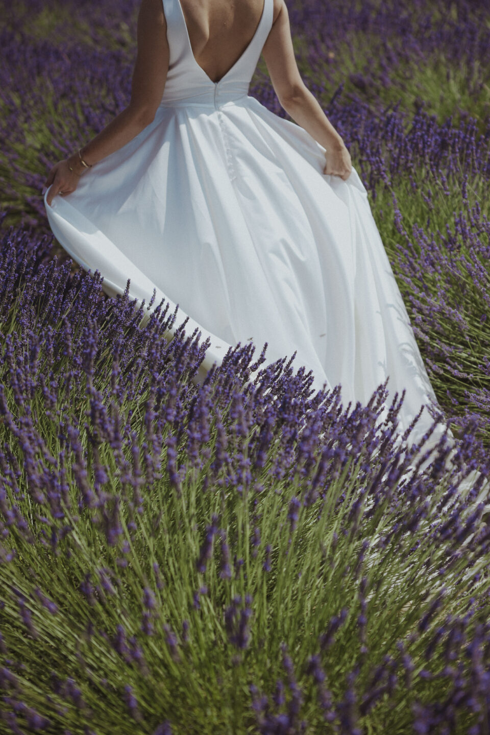sanna-lindström-brautkleid-kathrin-rücken