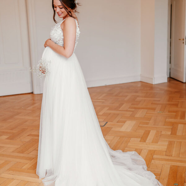 sanna-by-sanna-lindström-brautkleid-april-seitenansicht
