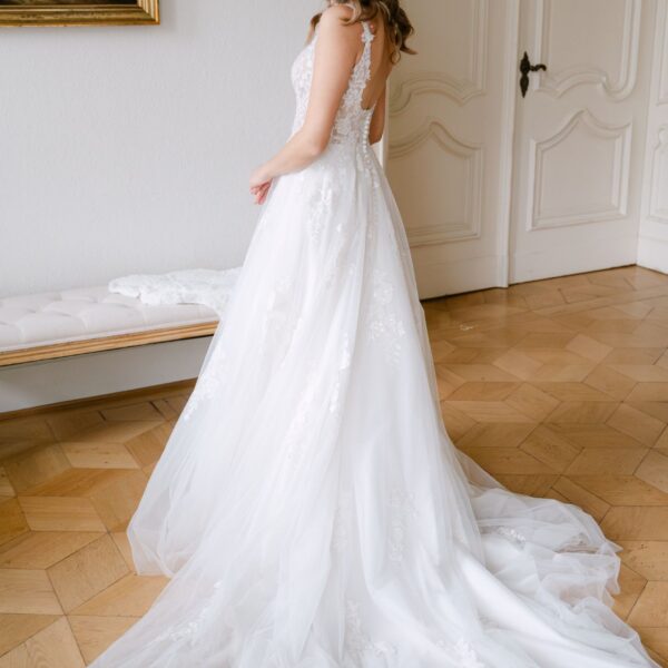 sanna-by-sanna-lindstroem-brautkleid-design-anna-4