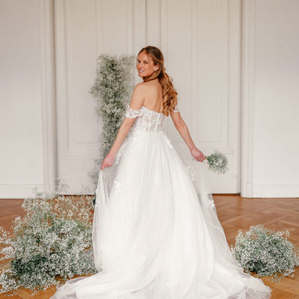 sanna-by-sanna-lindström-brautkleid-emily-rueckenansicht-1