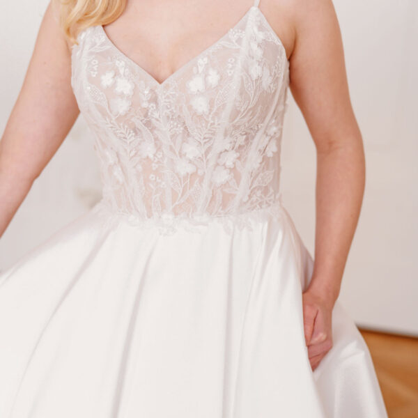 sanna-by-sanna-lindström-brautkleid-felicity-detail-oberteil