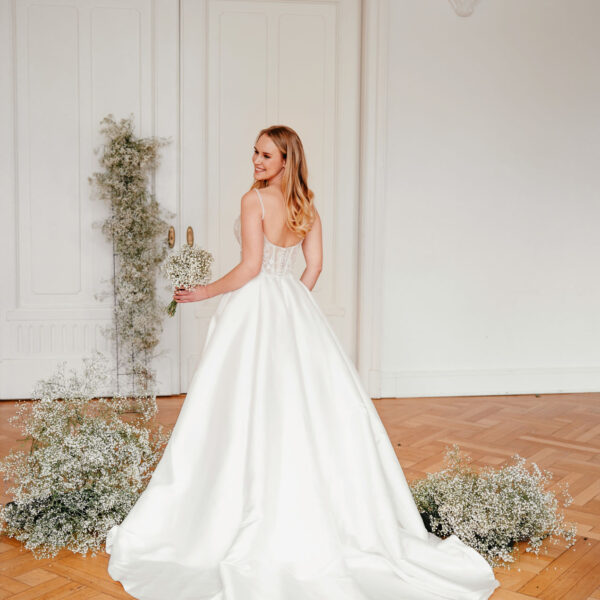 sanna-by-sanna-lindström-brautkleid-felicity-rückseite