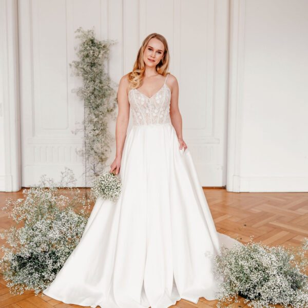 sanna-by-sanna-lindström-brautkleid-felicity-vorderseite-2
