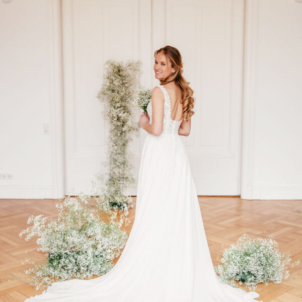 sanna-by-sanna-lindström-brautkleid-june-ohne-ärmel-rückseite-2