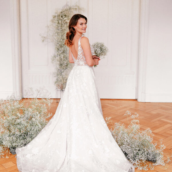 sanna-by-sanna-lindström-brautkleid-riccy-ohne-ärmel-rückseite