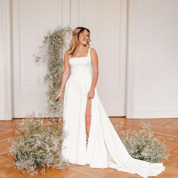 sanna-by-sanna-lindström-brautkleid-rory-ohne-ärmel-vorderseite
