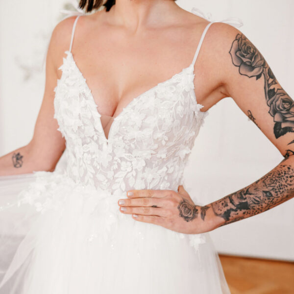 sanna-by-sanna-lindström-brautkleid-gwen-detail-oberteil