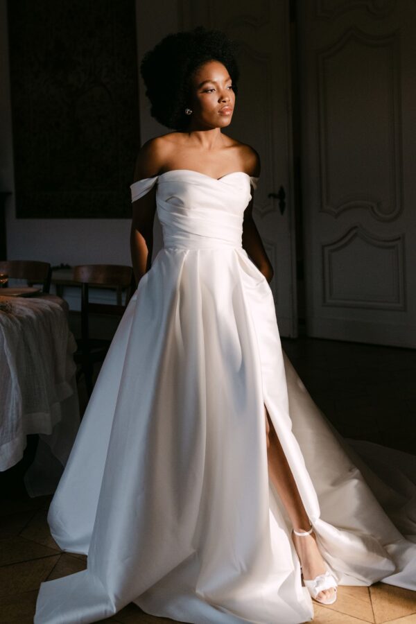 sanna-by-sannalindstroem-brautkleid-hailey-ganzkoerper-vorschau