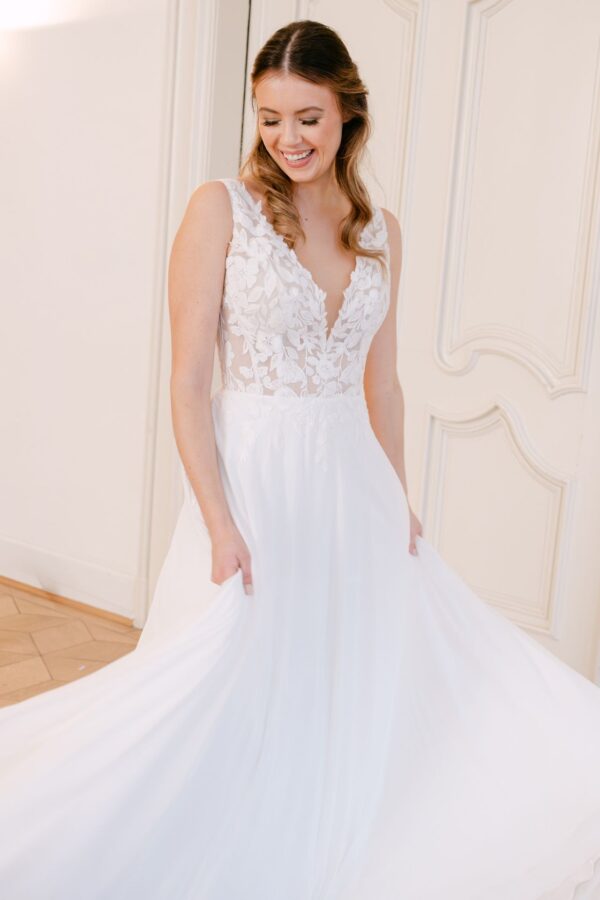 sanna-by-sannalindstroem-brautkleid-june-ganzkörper-2