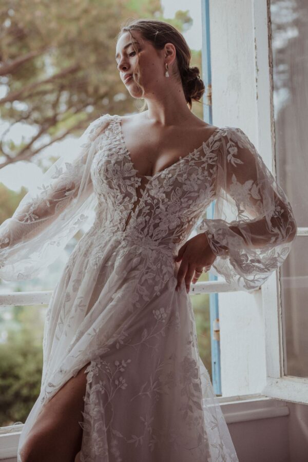 sanna-by-sannalindstroem-brautkleid-riccy-vorne-anschnitt-vorschau