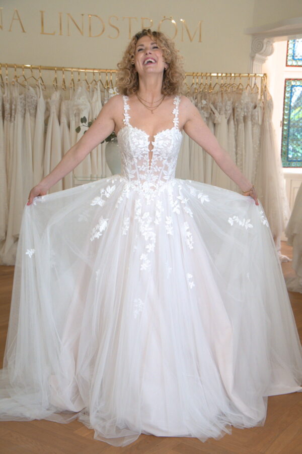 sanna-by-sanna-lindstroem-brautkleid-bree-vorschau-3.jpg