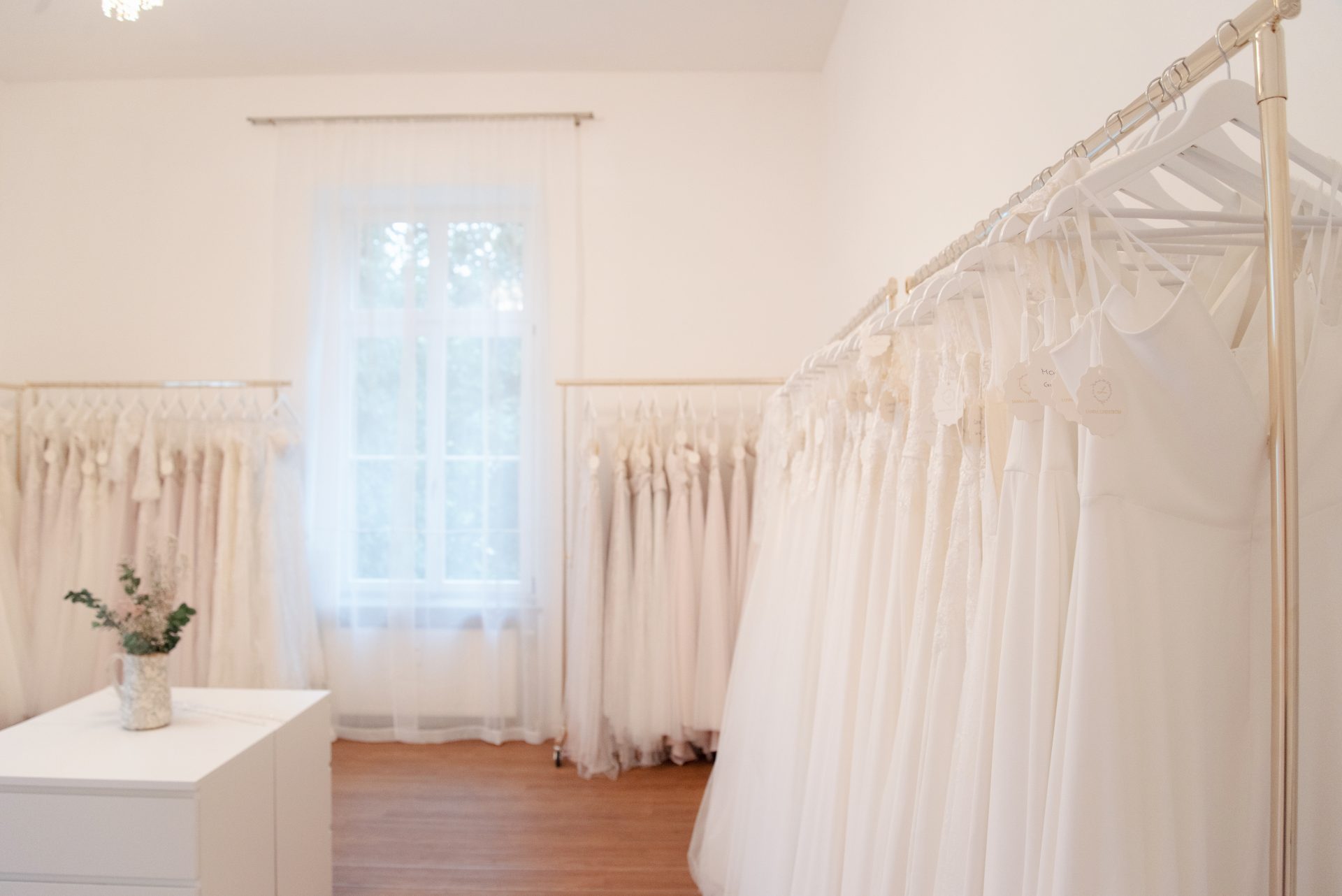 sl-atelier-muenchen-kleiderzimmer-1920x1282